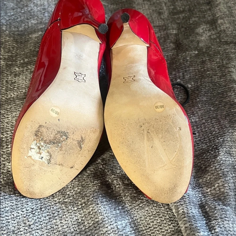 Vince Camuto Red Patent Lace Up Peep Toe Oxford Stilettos 9